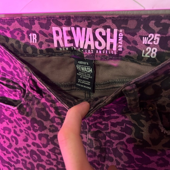 REWASH Cheetah Jeans - Picture 5 of 5